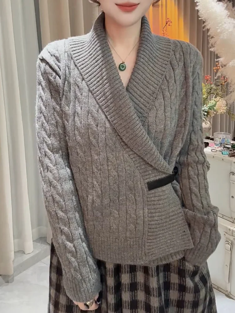Женский вязаный топ Ele V-Neck больших размеров, повседневный, приталенный, в корейском стиле, с длинным рукавом, теплый, осенняя мода 2025
Женский вязаный топ Ele V-Neck больших размеров, повседневный, приталенный, в корейском стиле, с длинным рукавом, теплый, осенняя мода 2025