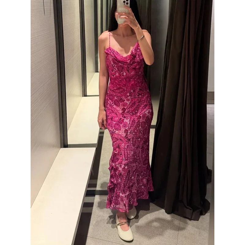 Women's Sleeveless Retro Printed Dress with Suspenders Zipper Side Slits Long Straight Summer Fashion Dress
Women's Sleeveless Retro Printed Dress with Suspenders Zipper Side Slits Long Straight Summer Fashion Dress
