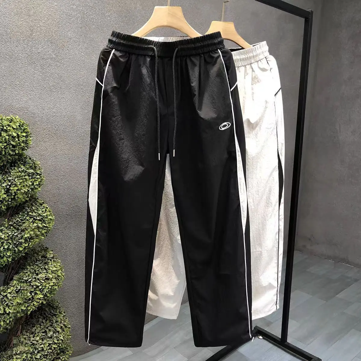 Color Block Men's Casual Pants Thin Quick Dry Straight Leg Spring Autumn New Style Fashionable Polyester Fiber Breathable
Color Block Men's Casual Pants Thin Quick Dry Straight Leg Spring Autumn New Style Fashionable Polyester Fiber Breathable