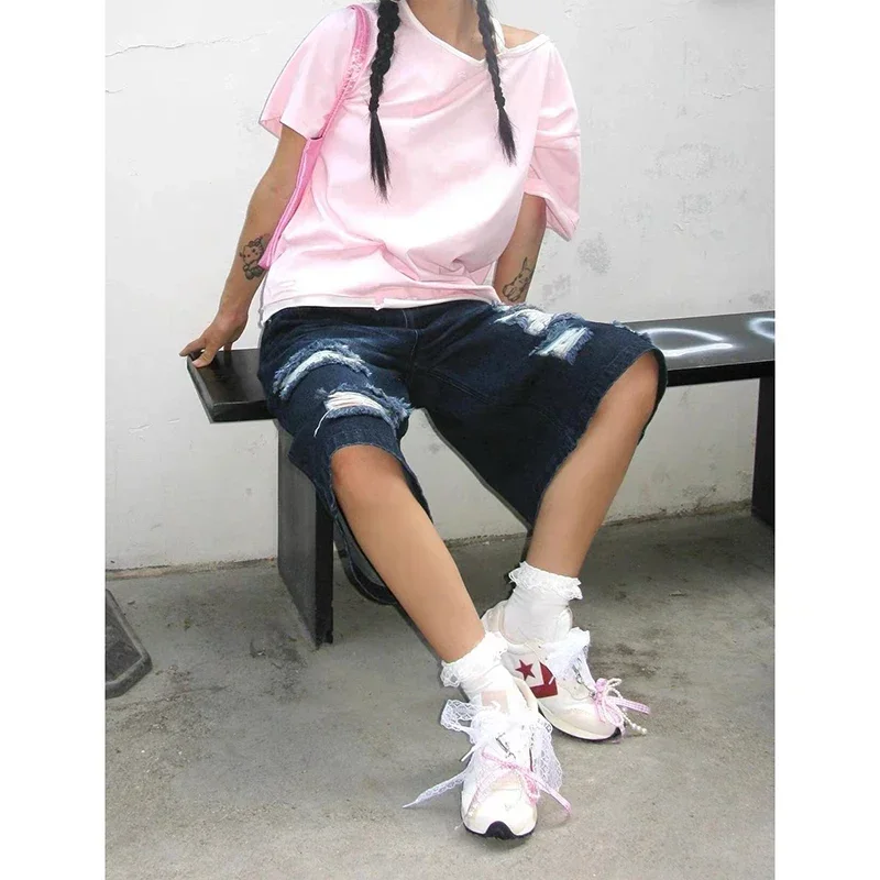 Streetwear Vintage Ripped Denim Shorts Women Summer High Waist Punk Slouchy Jeans Y2k Aesthetic 2000s Short Pants Clothes
Streetwear Vintage Ripped Denim Shorts Women Summer High Waist Punk Slouchy Jeans Y2k Aesthetic 2000s Short Pants Clothes