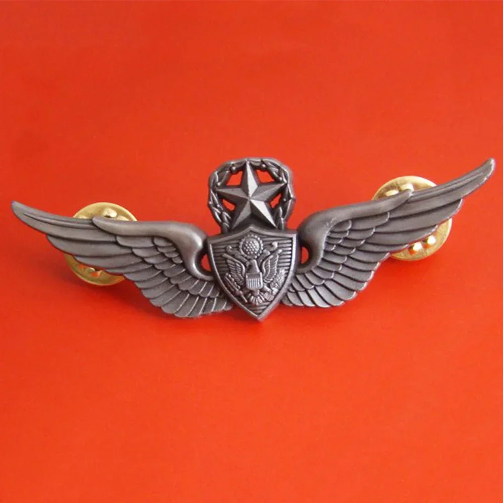 US METAL BADGE ARMY MASTER FLIGHT SURGEON OFFICER WINGS STAR LAPEL PIN INSIGNIA
US METAL BADGE ARMY MASTER FLIGHT SURGEON OFFICER WINGS STAR LAPEL PIN INSIGNIA