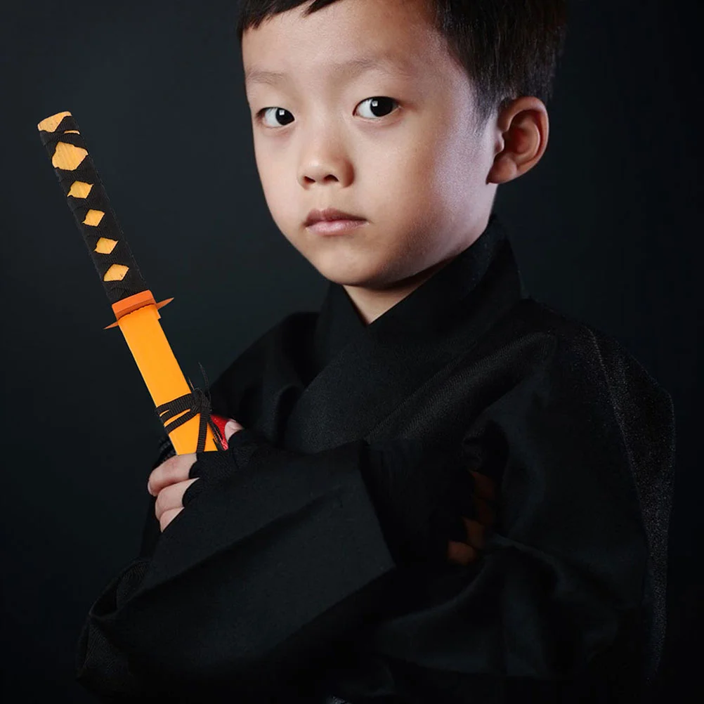 3 Pcs Japanese Training Wood Kids Toy Cosplay Prop Practice Wooden Swords for Knives
3 Pcs Japanese Training Wood Kids Toy Cosplay Prop Practice Wooden Swords for Knives