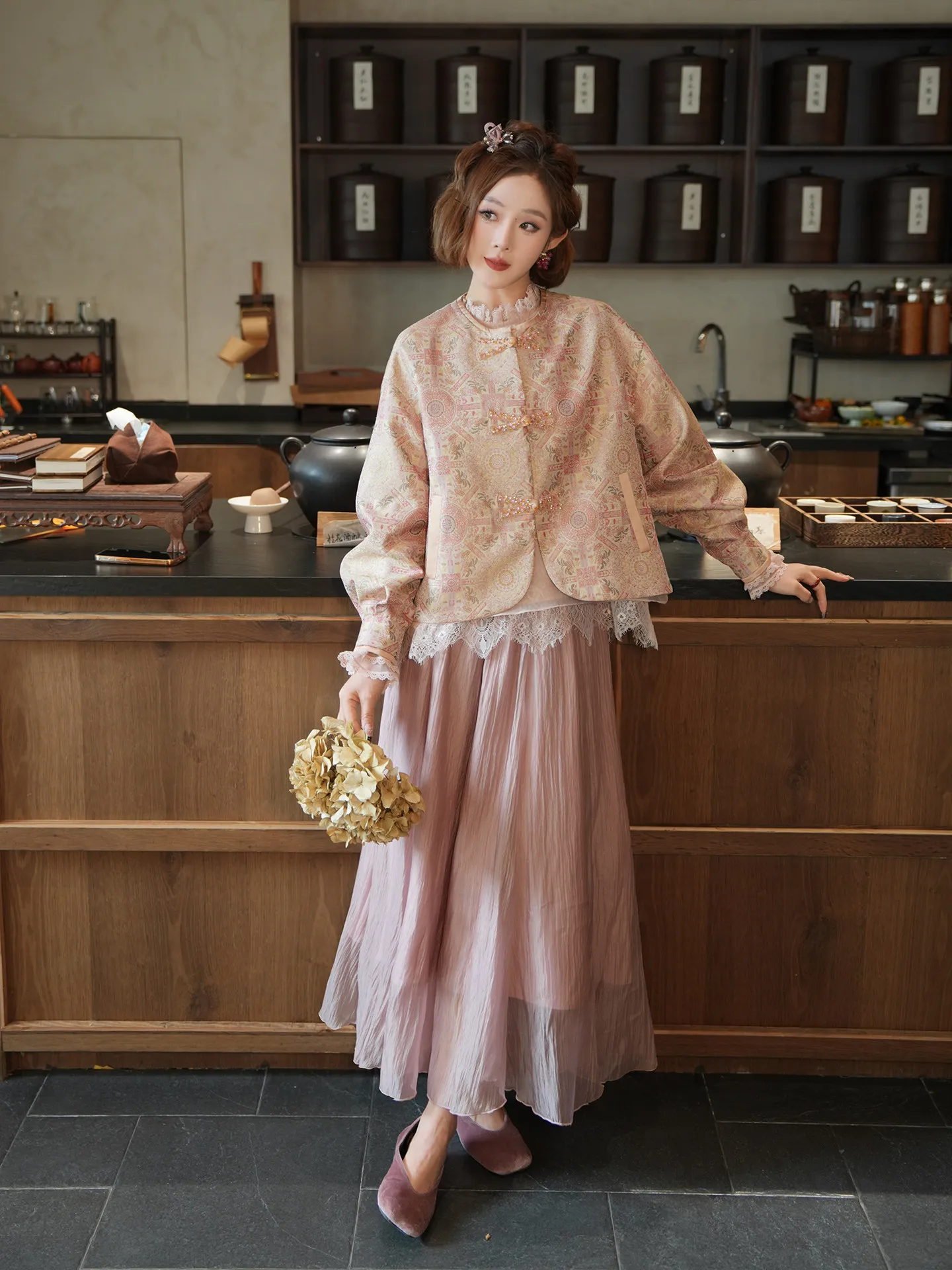Yolo Handmade Beaded Songjiu Jacket Skirt Set Women's Fashion Spring Outfit Breathable Medium Weight Long Sleeve round Neck
Yolo Handmade Beaded Songjiu Jacket Skirt Set Women's Fashion Spring Outfit Breathable Medium Weight Long Sleeve round Neck
