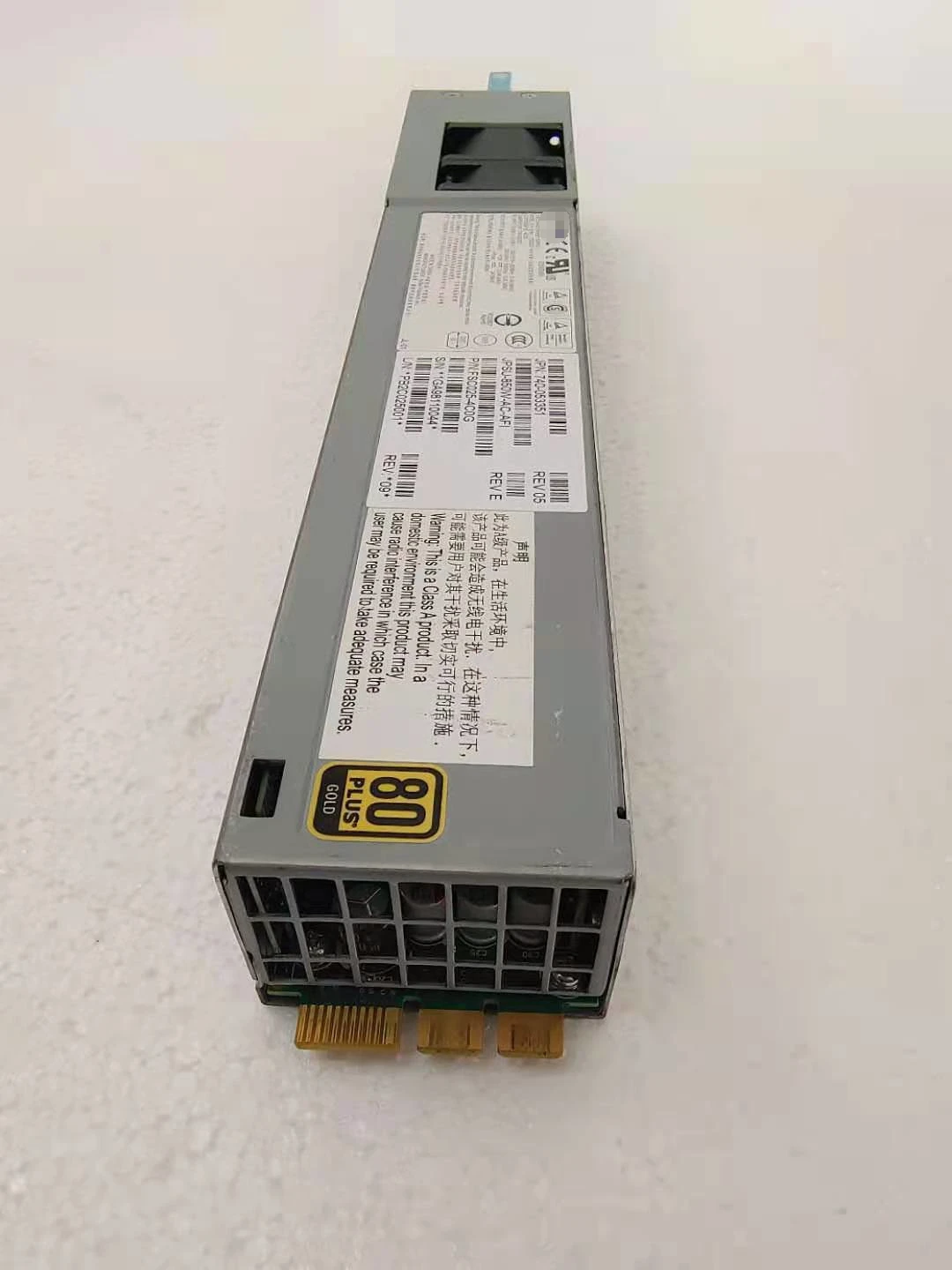 FSC025 для блока питания сетевого выключателя Juniper JPSU-850W-AC-AFI 740- 053351
FSC025 для блока питания сетевого выключателя Juniper JPSU-850W-AC-AFI 740- 053351
