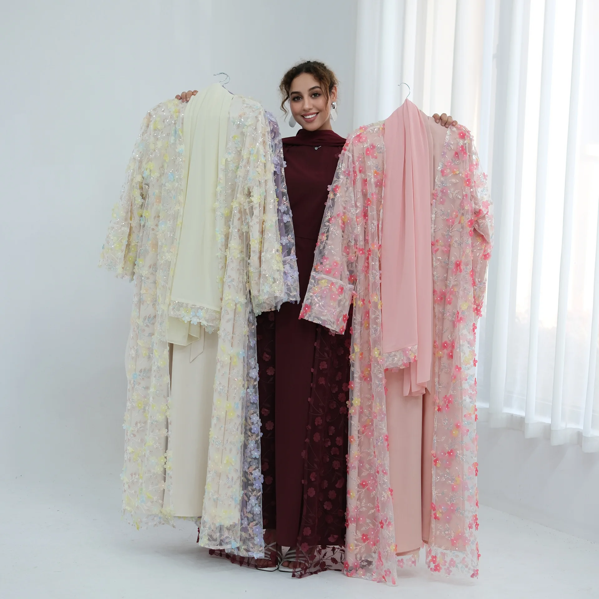 Dubai Muslim 3pcs Set 3D Flower Embroidered Open Abaya with Inner Dress and Hijab for Ramadan Party Kaftan Turkey Islam Outfit
Dubai Muslim 3pcs Set 3D Flower Embroidered Open Abaya with Inner Dress and Hijab for Ramadan Party Kaftan Turkey Islam Outfit