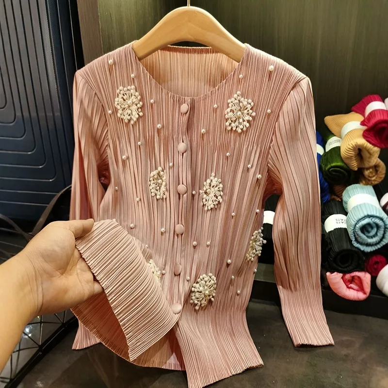 Miyake Pleated Jacket Premium Sense 2025 Spring New Design Stereoscopic Flower Pleated Cardigan Jacket Elegant Tops Women
Miyake Pleated Jacket Premium Sense 2025 Spring New Design Stereoscopic Flower Pleated Cardigan Jacket Elegant Tops Women