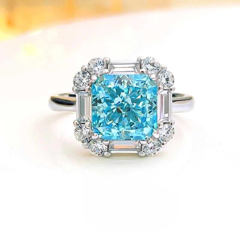 Fashionable and luxurious artificial navy blue 925 pure silver square ring set with high carbon diamond wedding jewelry
Fashionable and luxurious artificial navy blue 925 pure silver square ring set with high carbon diamond wedding jewelry