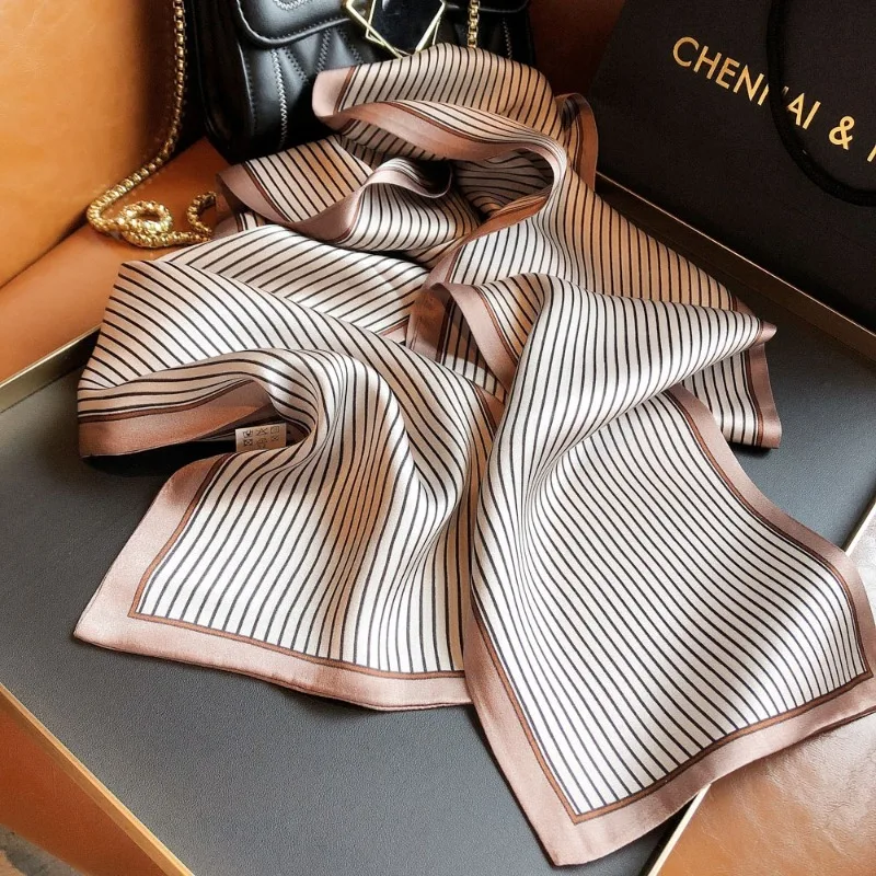 Vintage Stripe Mulberry Silk Neckerchief Soft Smooth Satin Scarf Versatile Accessory for Women Office Daily and Party Outfits
Vintage Stripe Mulberry Silk Neckerchief Soft Smooth Satin Scarf Versatile Accessory for Women Office Daily and Party Outfits