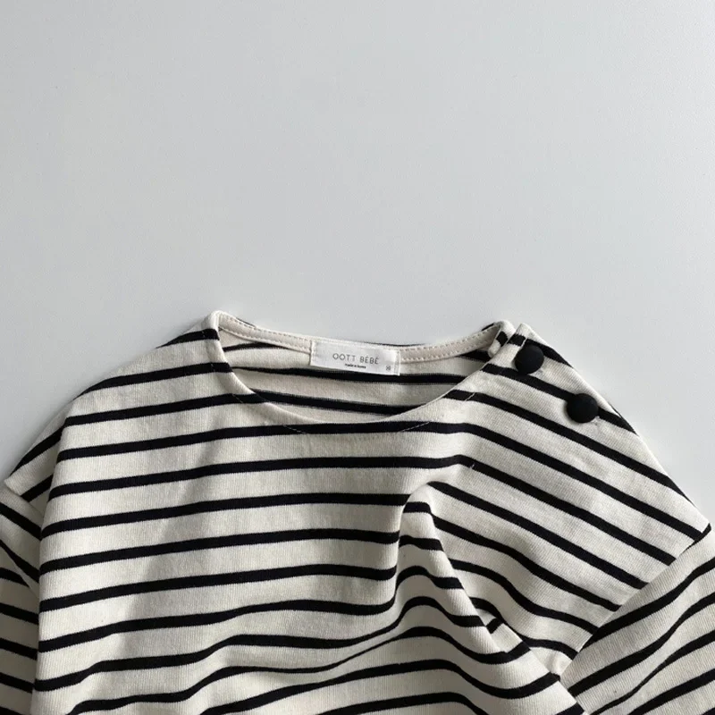 Fashion Striped Print Kids Baby Clothes Cotton Long Sleeve T Shirts Boys and Girls Long Sleeve Tops Autumn Baby Clothing
Fashion Striped Print Kids Baby Clothes Cotton Long Sleeve T Shirts Boys and Girls Long Sleeve Tops Autumn Baby Clothing