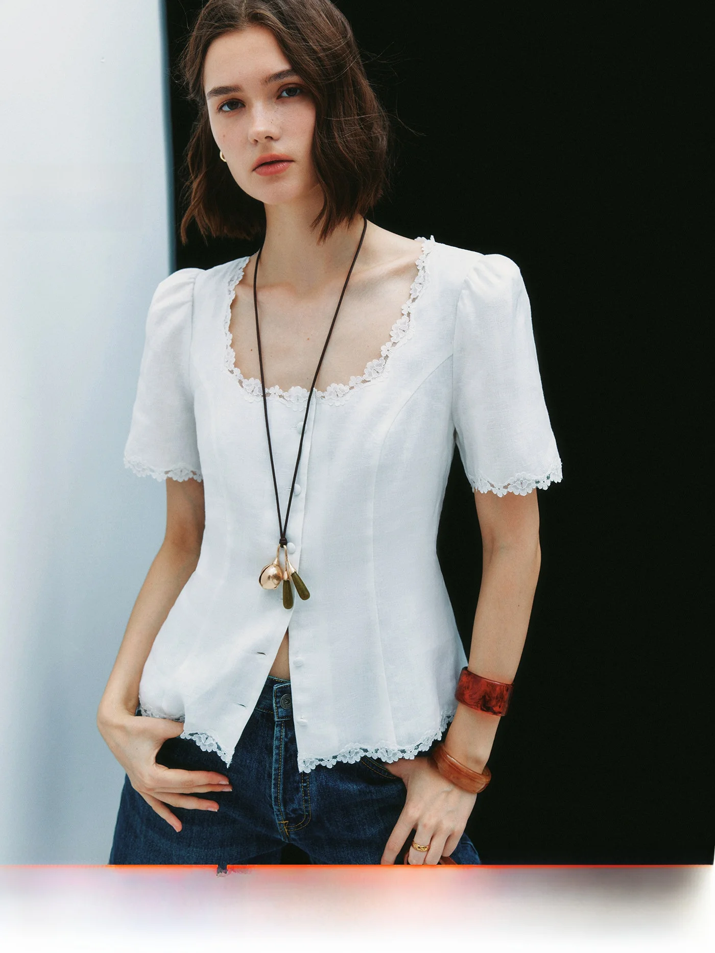 Retro Lace Splicing Belted Waist Shirt Women's Linen Blouse Comfortable Fit Bubble Sleeve Short Sleeve round Neck Citywalk Shirt
Retro Lace Splicing Belted Waist Shirt Women's Linen Blouse Comfortable Fit Bubble Sleeve Short Sleeve round Neck Citywalk Shirt