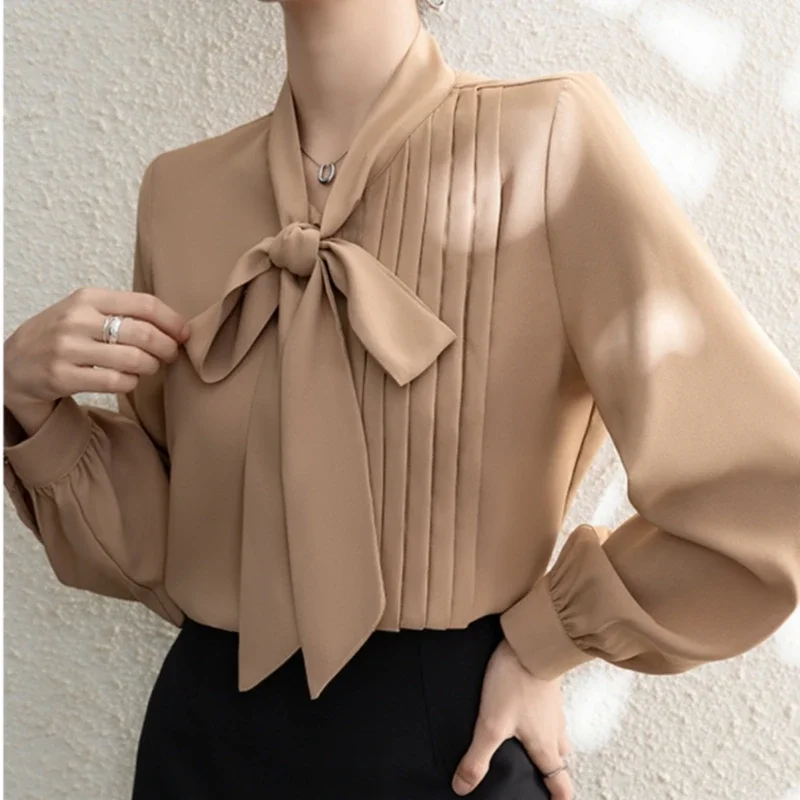 Autumn Pleated Chiffon Women's Bow Blouse 2025 New Long Sleeve Single Breasted Turn-down Collar Casual Loose Korean Shirt Female
Autumn Pleated Chiffon Women's Bow Blouse 2025 New Long Sleeve Single Breasted Turn-down Collar Casual Loose Korean Shirt Female