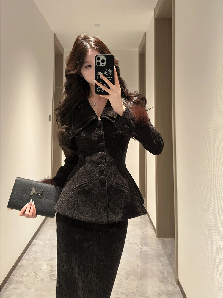 plus Size Hepburn Style Suit Jacket And Skirt Set Women's Fashion Spring Outfit High Waist Bodycon Skirt V Neck Long Sleeve
plus Size Hepburn Style Suit Jacket And Skirt Set Women's Fashion Spring Outfit High Waist Bodycon Skirt V Neck Long Sleeve