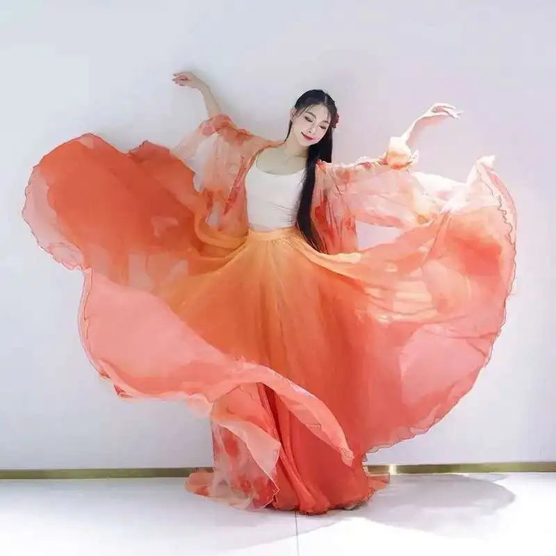 Mengxia Lifelong Wearing Flowers Beautiful Dance Dress Gradient Color Classical Dance Jiangnan Flying Goose Dress
Mengxia Lifelong Wearing Flowers Beautiful Dance Dress Gradient Color Classical Dance Jiangnan Flying Goose Dress