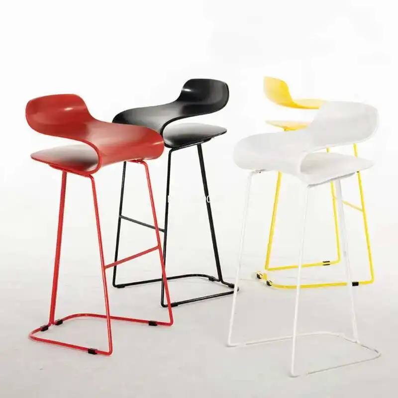 Nordic household modern minimalist wrought iron high stool cafe bar high stool designer front bar chair
Nordic household modern minimalist wrought iron high stool cafe bar high stool designer front bar chair