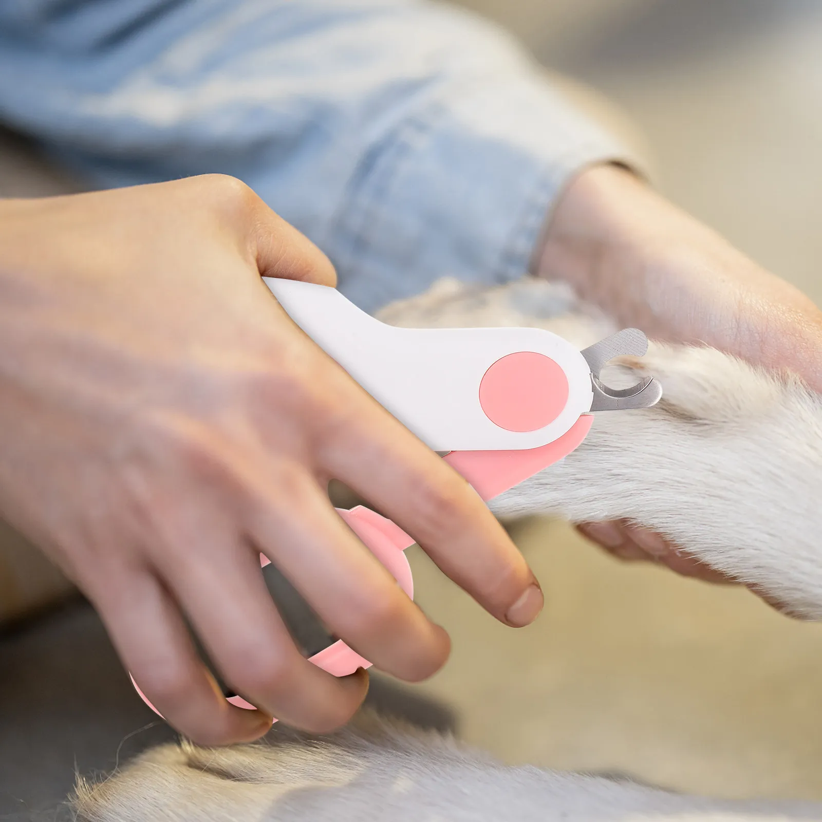 1Pcs Pet Nail Clipper LED Light Ergonomic Anti-Slip Dog Claw Trimming Tool Safe Blood Line Visible Nail Cutter Portable Pet
1Pcs Pet Nail Clipper LED Light Ergonomic Anti-Slip Dog Claw Trimming Tool Safe Blood Line Visible Nail Cutter Portable Pet