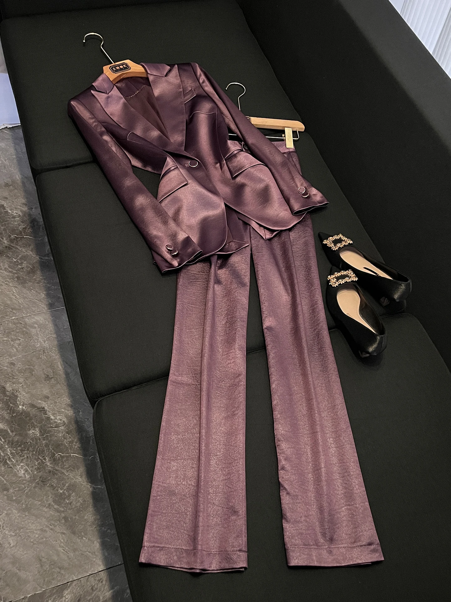 Elegant Commute Ready Women's Suit Set 2026 Summer New Arrival Simple High-End Two-Piece Suit P210 Professional Fashion
Elegant Commute Ready Women's Suit Set 2026 Summer New Arrival Simple High-End Two-Piece Suit P210 Professional Fashion