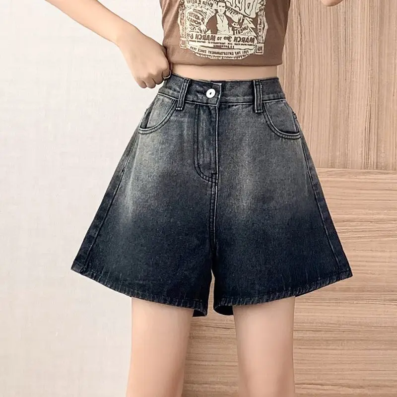 2024 Summer Denim Shorts Women Clothing Casual Loose Elastic High Waist Wide Leg Straight Short Wigh Leg Jeans Streetwear Q536
2024 Summer Denim Shorts Women Clothing Casual Loose Elastic High Waist Wide Leg Straight Short Wigh Leg Jeans Streetwear Q536