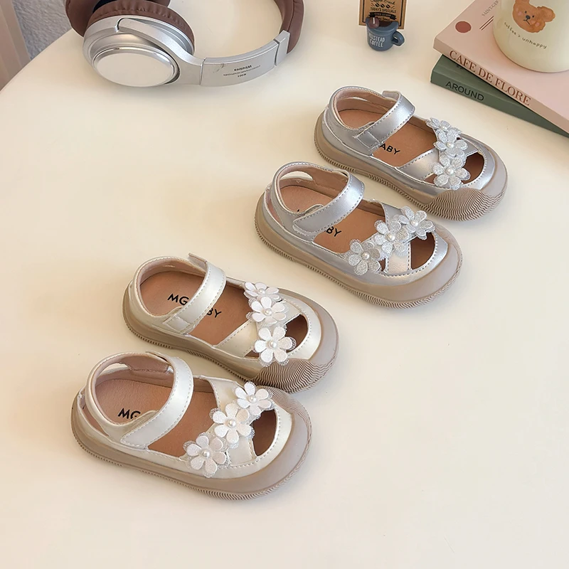 New Summer Flat Sandals Floral Decor Girls' Exquisite Walking Sandals Beach Shoes Soft Comfortable Breathable Versatile Sandals
New Summer Flat Sandals Floral Decor Girls' Exquisite Walking Sandals Beach Shoes Soft Comfortable Breathable Versatile Sandals