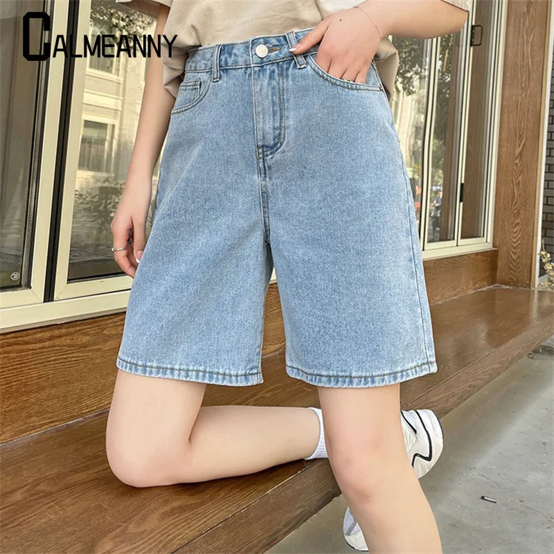Women Shorts 2025 Summer Korean Edition Y2K New Style Classic Denim Shorts High Waist Shorts Wide Leg Pants Streetwear Jeans
Women Shorts 2025 Summer Korean Edition Y2K New Style Classic Denim Shorts High Waist Shorts Wide Leg Pants Streetwear Jeans