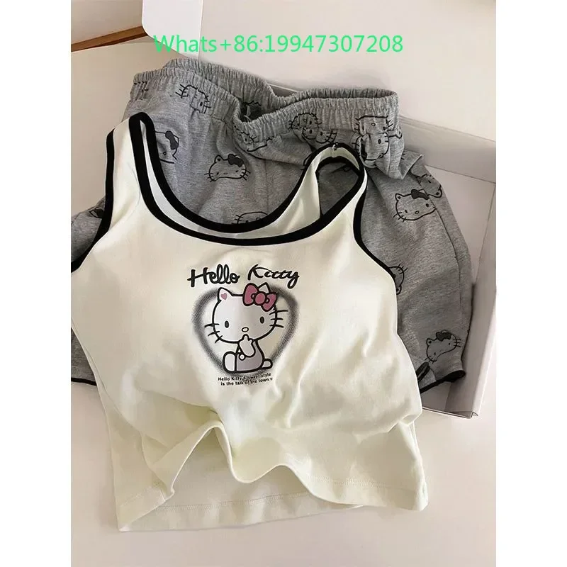 Новая летняя желтая пижама на подтяжках с героями мультфильмов «Hello Kitty» и нагрудными подушечками можно носить домашнюю одежду
Новая летняя желтая пижама на подтяжках с героями мультфильмов «Hello Kitty» и нагрудными подушечками можно носить домашнюю одежду