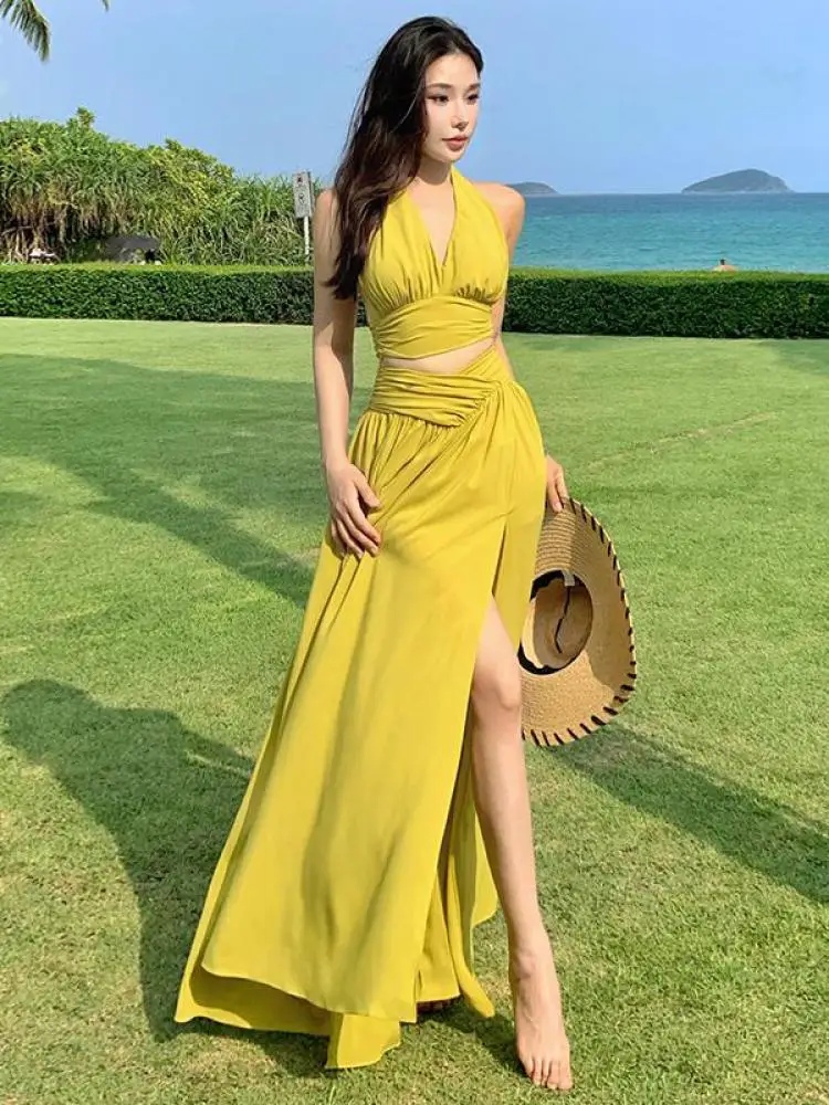 French Summer Green Elegant Sexy Hollow Out Vacation Party Halter Long Dress Women Off Shoulder Backless Pleated Split Dress New
French Summer Green Elegant Sexy Hollow Out Vacation Party Halter Long Dress Women Off Shoulder Backless Pleated Split Dress New