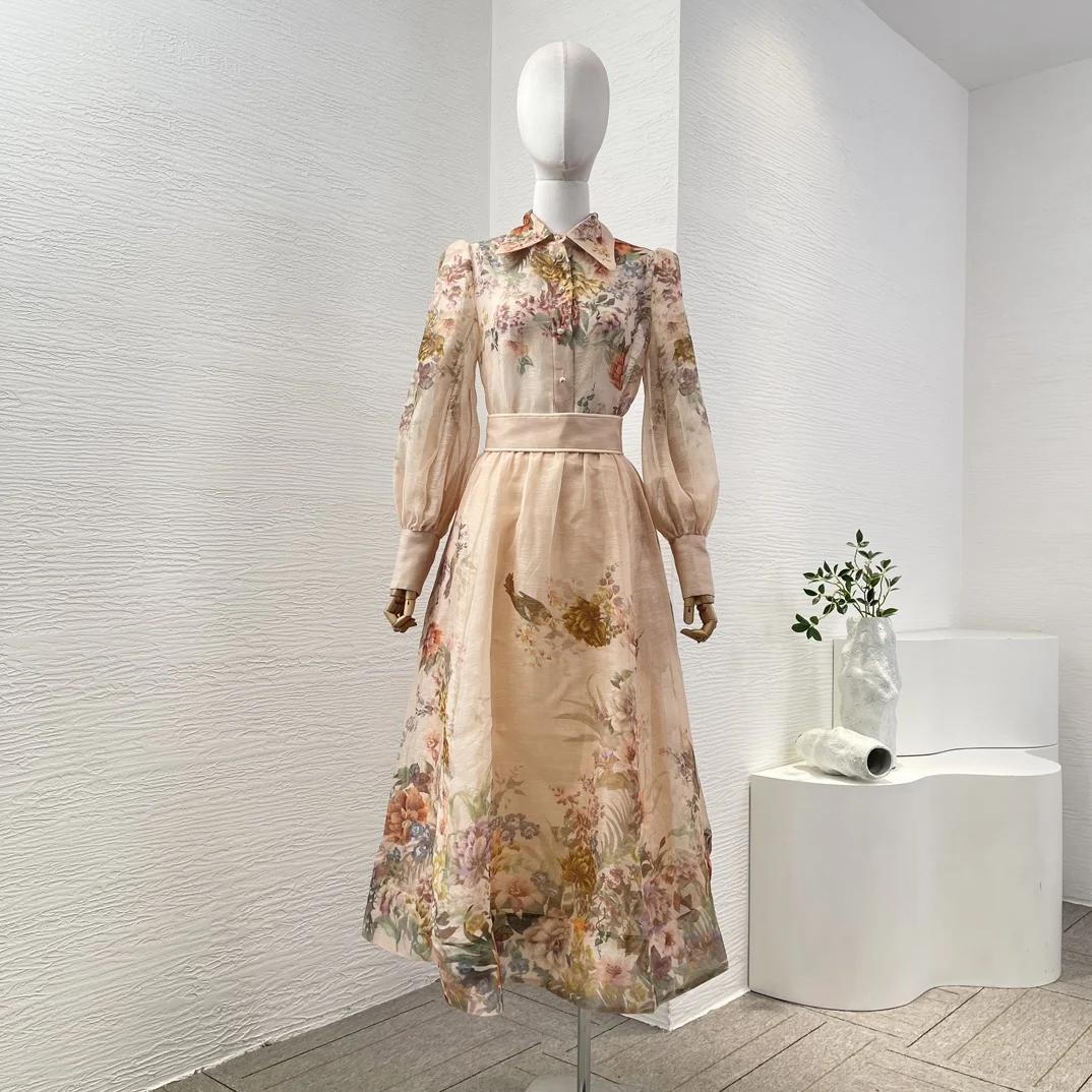 Beige Floral Print Long Sleeve Blouse Tops and Skirt Set 2025 High Quality
Beige Floral Print Long Sleeve Blouse Tops and Skirt Set 2025 High Quality