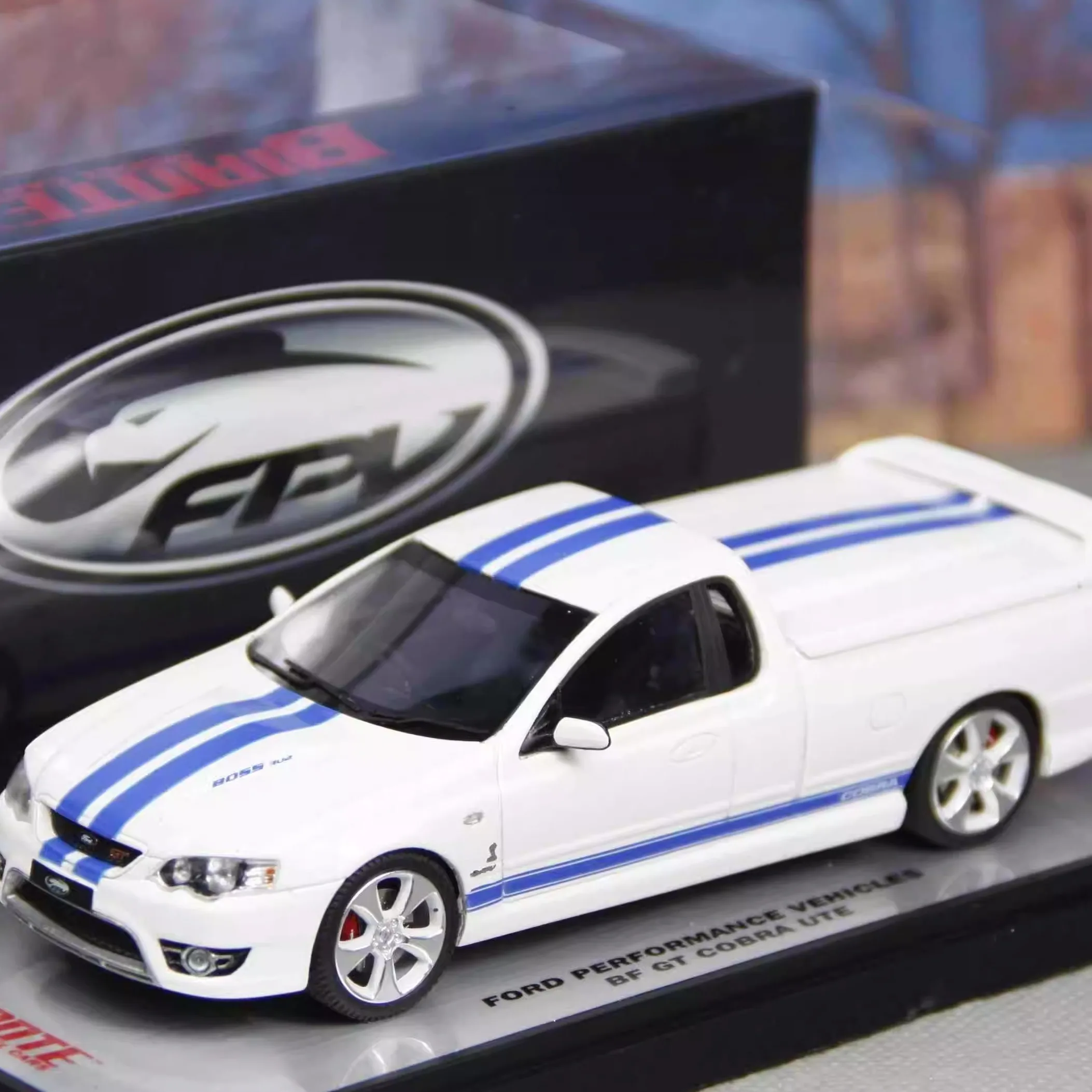 Handheld BIANTE 1/43 FORD PERFORMING VEHICLES Taxi Headcar Model Toys For Boys Gift Collectioncar Model Collection Toys Gifts
Handheld BIANTE 1/43 FORD PERFORMING VEHICLES Taxi Headcar Model Toys For Boys Gift Collectioncar Model Collection Toys Gifts