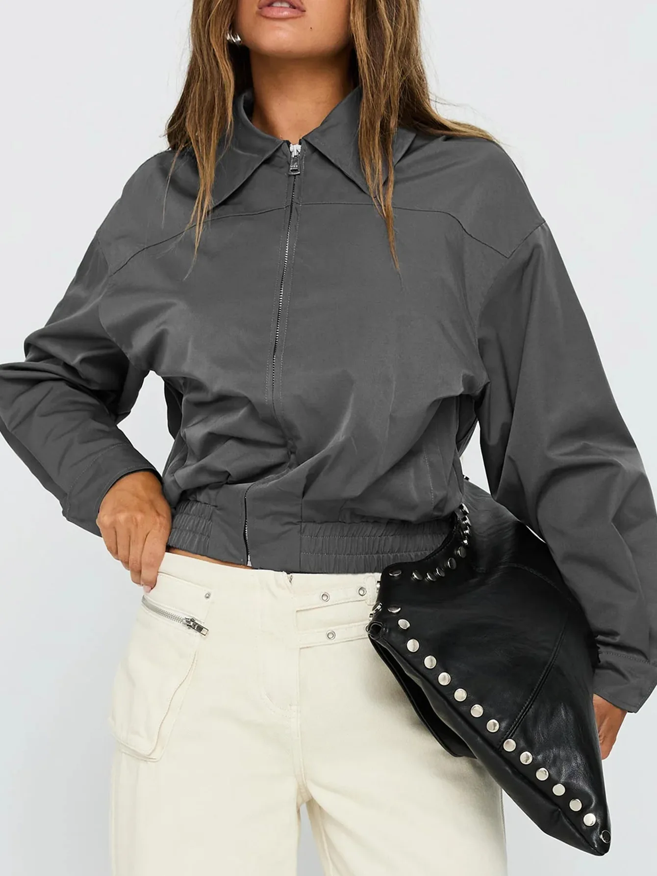 Осенняя однотонная рабочая одежда с лацканами, стильная женская куртка, повседневная куртка со свободной талией и молнией спереди, пригородная куртка с длинными рукавами
Осенняя однотонная рабочая одежда с лацканами, стильная женская куртка, повседневная куртка со свободной талией и молнией спереди, пригородная куртка с длинными рукавами