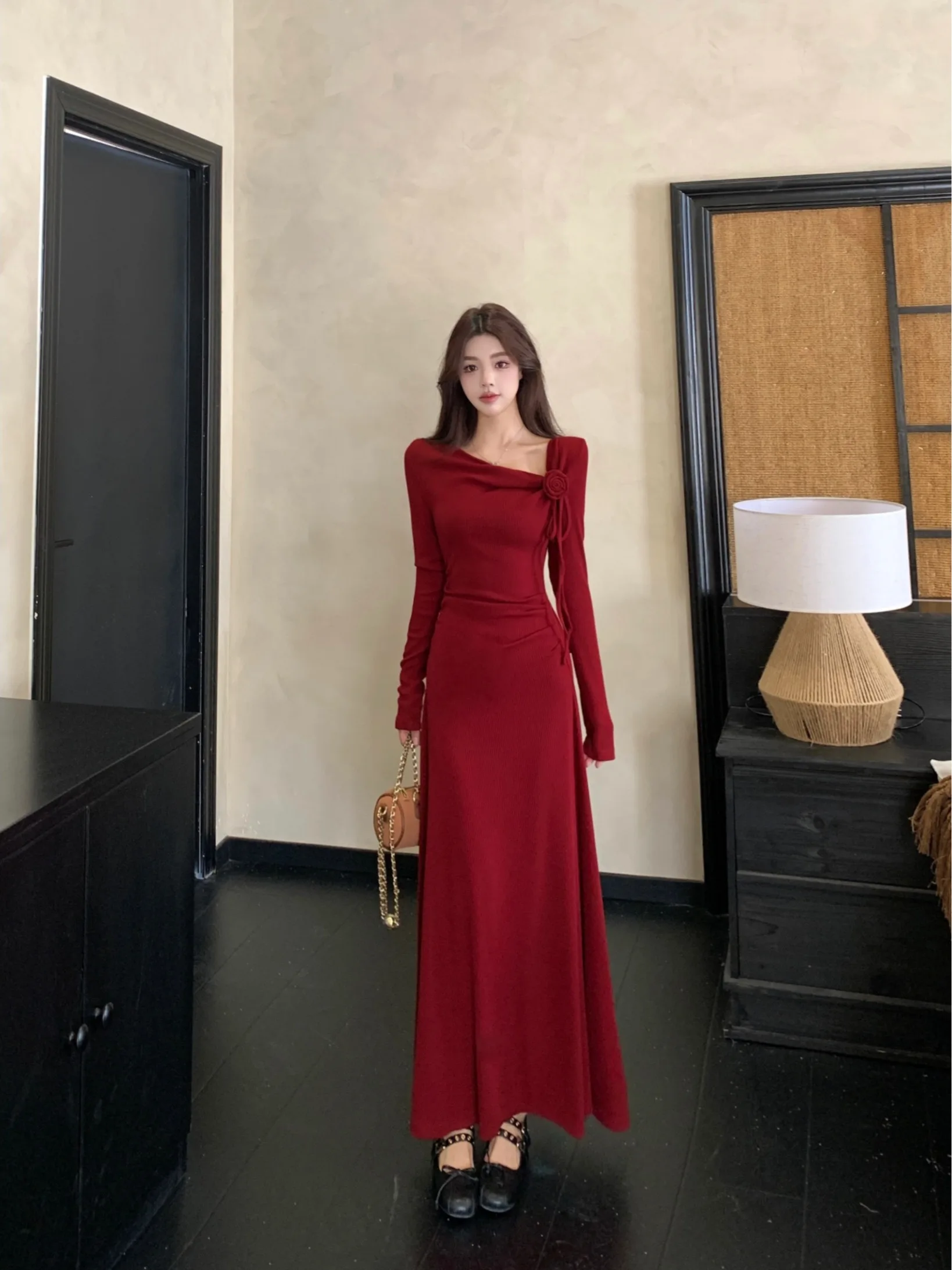 plus Size Knitted Dress Hepburn Style Slimming Waist Design Korean Version A-Line Long Skirt Casual Wear Polyester Fiber
plus Size Knitted Dress Hepburn Style Slimming Waist Design Korean Version A-Line Long Skirt Casual Wear Polyester Fiber