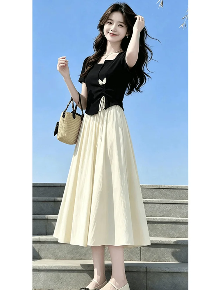 Summer Chic Black Square Collar Short Sleeve T-Shirt And A-Line Skirt Two-Piece Set for Women Casual Comfortable Fashion
Summer Chic Black Square Collar Short Sleeve T-Shirt And A-Line Skirt Two-Piece Set for Women Casual Comfortable Fashion