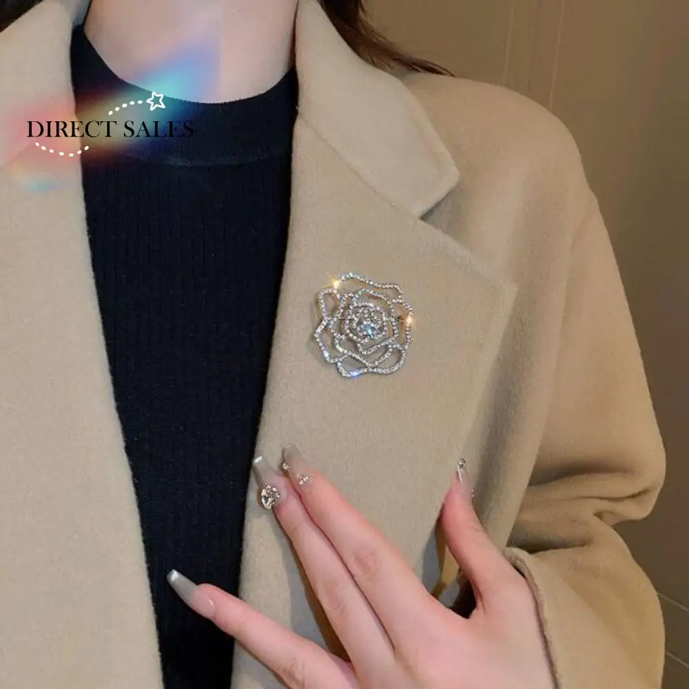 Full Rhinestone Hollow Camellia Brooch Badge Korean Style Suit Collar Pin Alloy Jewelry Accessories Rhinestone Brooch Gift
Full Rhinestone Hollow Camellia Brooch Badge Korean Style Suit Collar Pin Alloy Jewelry Accessories Rhinestone Brooch Gift