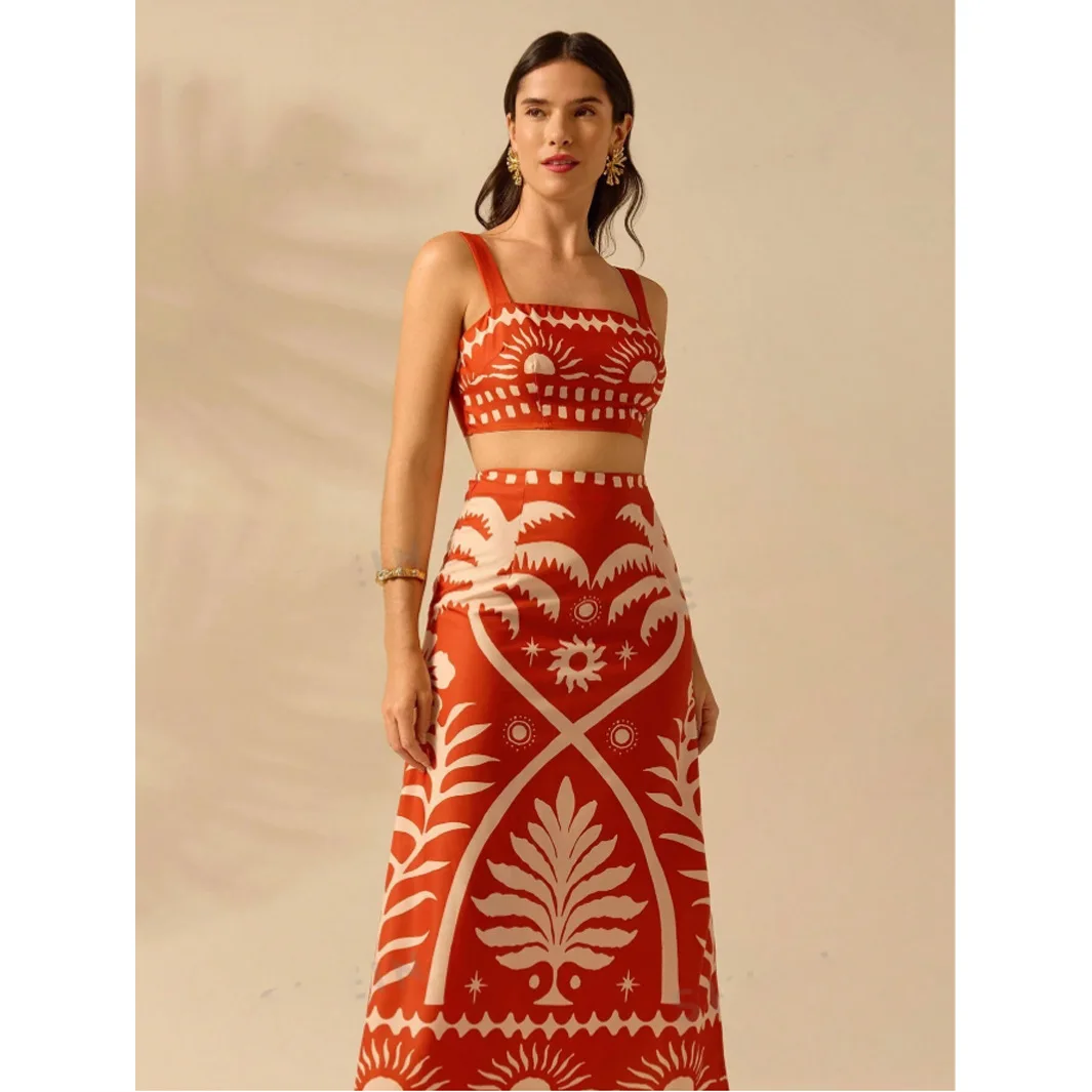 2025 European and American Summer Vacation Coconut Tree Printed Short Strap Top and Fitted Ultra Long Skirt Set
2025 European and American Summer Vacation Coconut Tree Printed Short Strap Top and Fitted Ultra Long Skirt Set