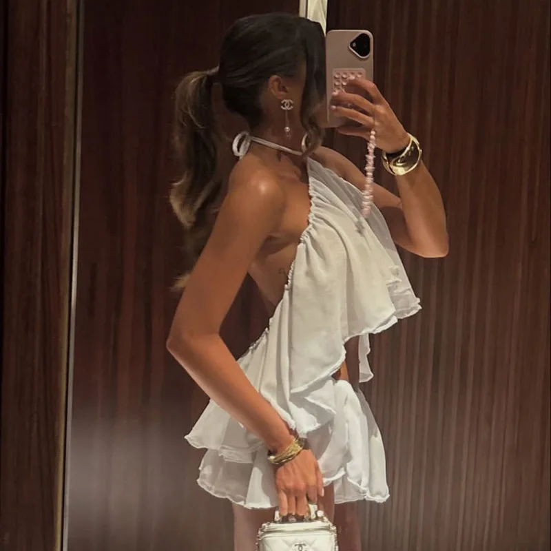 Chaxiaoa Two Piece Shorts Set Women 2026 Summer Sexy Backless Halter Tops + Mini Skirt Shorts Female Party Clubwear Outfits
Chaxiaoa Two Piece Shorts Set Women 2026 Summer Sexy Backless Halter Tops + Mini Skirt Shorts Female Party Clubwear Outfits