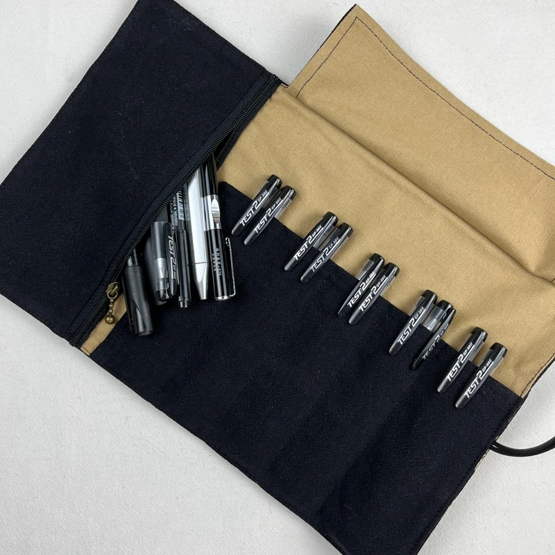 Retro Cloud Crane Brocade Color-blocking Roller Blind Rolling Pen Bag Pen Bag Large Capacity Stationery Bag Portable Storage
Retro Cloud Crane Brocade Color-blocking Roller Blind Rolling Pen Bag Pen Bag Large Capacity Stationery Bag Portable Storage