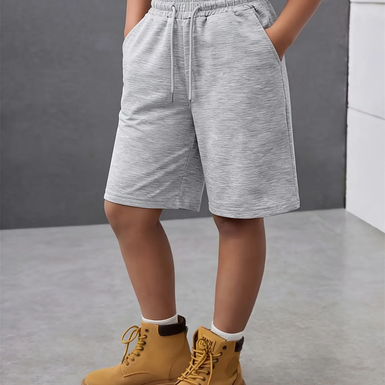 2026 Women's Summer Casual Shorts Solid Color Loose Fit Stylish and Versatile Suitable for Gym and Lounge Wear
2026 Women's Summer Casual Shorts Solid Color Loose Fit Stylish and Versatile Suitable for Gym and Lounge Wear