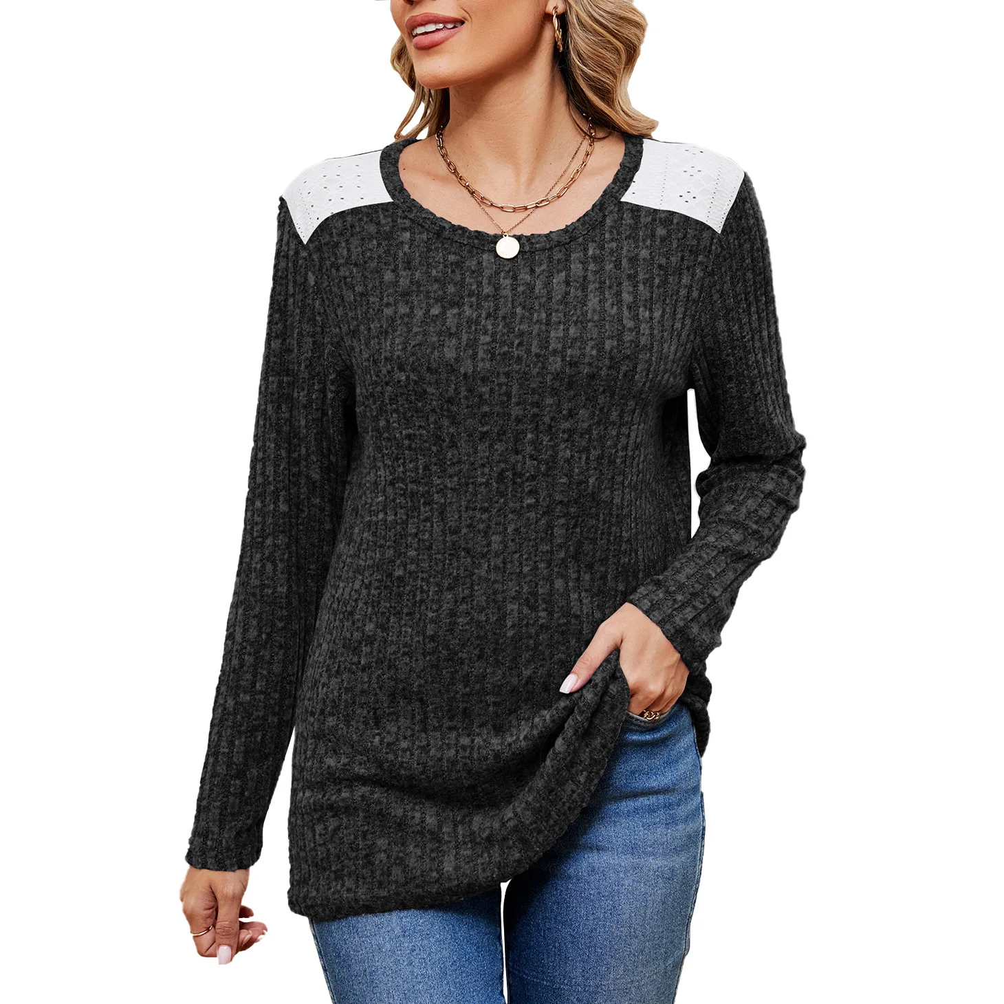 T-shirt for Women Autumn and Winter Fashion Pit Stripe Color Collision Splicing Long Sleeve Round Neck Loose Casual Blouse
T-shirt for Women Autumn and Winter Fashion Pit Stripe Color Collision Splicing Long Sleeve Round Neck Loose Casual Blouse