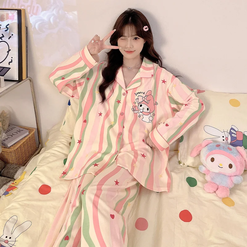 Новинка, осенняя Пижама Sanrio Melody, Женская милая хлопковая Домашняя одежда Kulomi с длинным рукавом и мультяшным рисунком
Новинка, осенняя Пижама Sanrio Melody, Женская милая хлопковая Домашняя одежда Kulomi с длинным рукавом и мультяшным рисунком