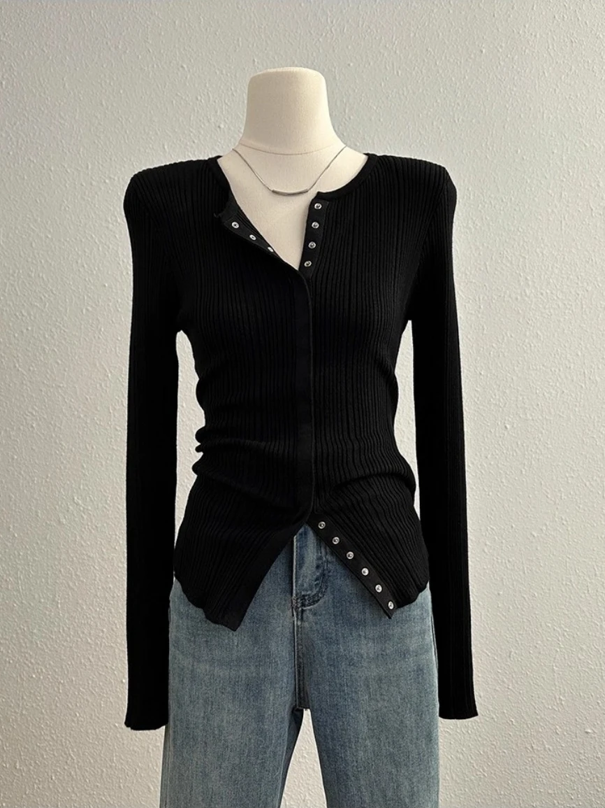 Women's Knitted Long Sve T-irt Slim Fit Versatile Base Layer irt Faionable Early Autumn Unique Open Cardigan Trendy Top
Women's Knitted Long Sve T-irt Slim Fit Versatile Base Layer irt Faionable Early Autumn Unique Open Cardigan Trendy Top