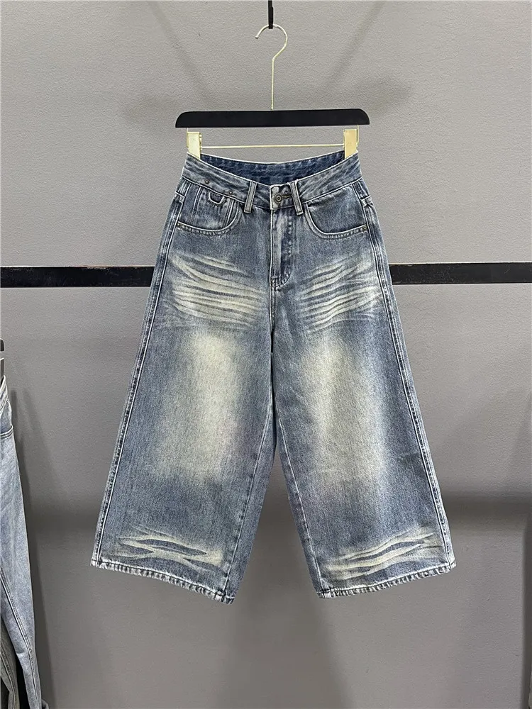 American Style Vintage High Waist Wide Leg Jeans Women's Loose Fit Summer New Casual Straight Cut Slimming Capri Pants
American Style Vintage High Waist Wide Leg Jeans Women's Loose Fit Summer New Casual Straight Cut Slimming Capri Pants