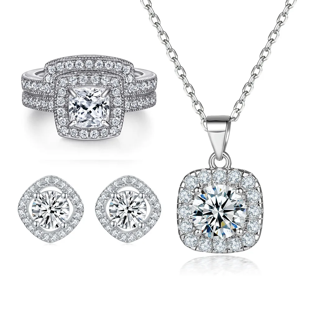S925 pure silver plated 18K gold PT950 platinum ring combination set, gemstone diamond earrings, high-end square necklace
S925 pure silver plated 18K gold PT950 platinum ring combination set, gemstone diamond earrings, high-end square necklace