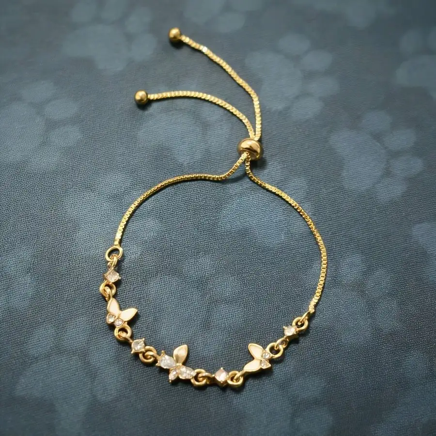 1pc Elegant And Versatile Butterfly Bracelet, Minimalist INS-Inspired Design, High-End Feel, Lucky Butterfly Jewelry For Women, Stylish Hand Accessory For Daily Wear
1pc Elegant And Versatile Butterfly Bracelet, Minimalist INS-Inspired Design, High-End Feel, Lucky Butterfly Jewelry For Women, Stylish Hand Accessory For Daily Wear