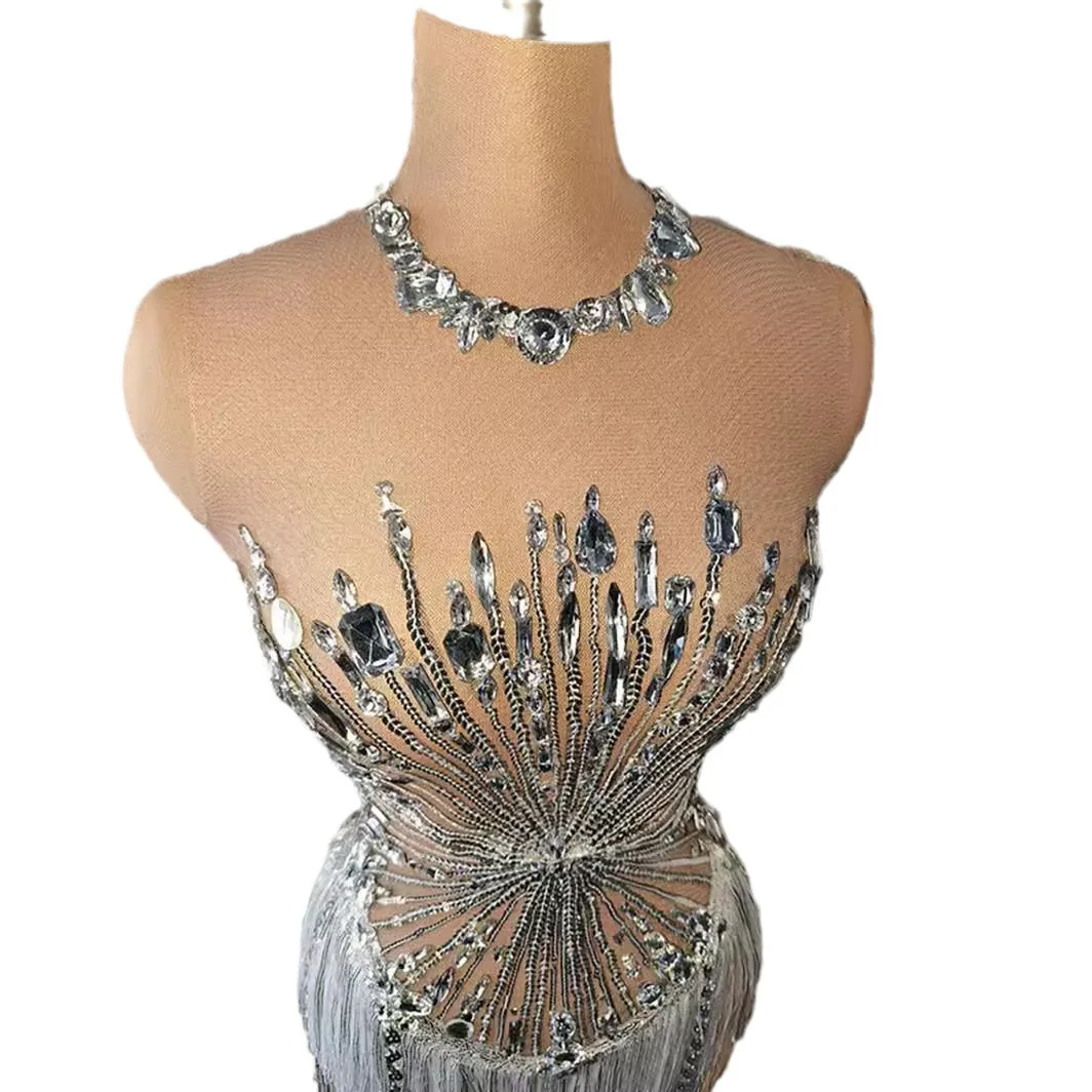Fashion Splash Shape Rhinestones Tassels Sequin Dance Dress Crystal Costume
Fashion Splash Shape Rhinestones Tassels Sequin Dance Dress Crystal Costume