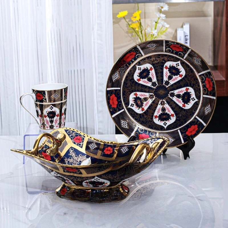 Retro ceramic tableware Chinese and Western food plate fruit plate cup binaural plate
Retro ceramic tableware Chinese and Western food plate fruit plate cup binaural plate