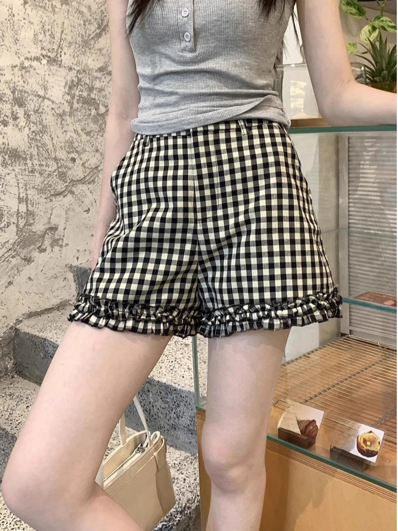 High Waist Plaid Shorts Women's Summer Slimming Loose Four-Quarter Short Pants Korean Style Commute Fashion plus Size
High Waist Plaid Shorts Women's Summer Slimming Loose Four-Quarter Short Pants Korean Style Commute Fashion plus Size
