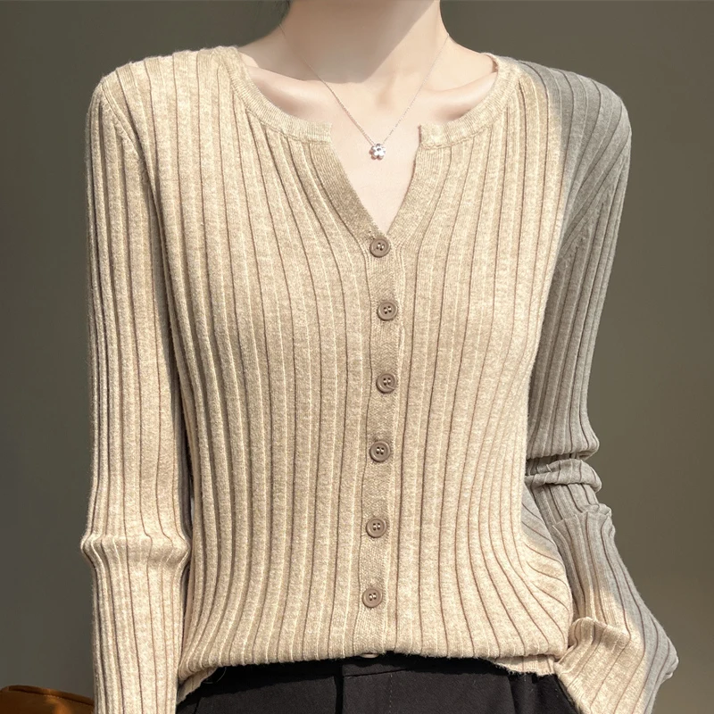 Women Korean Knitted Cardigan Thin Long Sleeve Buttons Up Sweater V-Neck Solid Office Lady Sweater Fashion Sweet Cardigan Fall
Women Korean Knitted Cardigan Thin Long Sleeve Buttons Up Sweater V-Neck Solid Office Lady Sweater Fashion Sweet Cardigan Fall