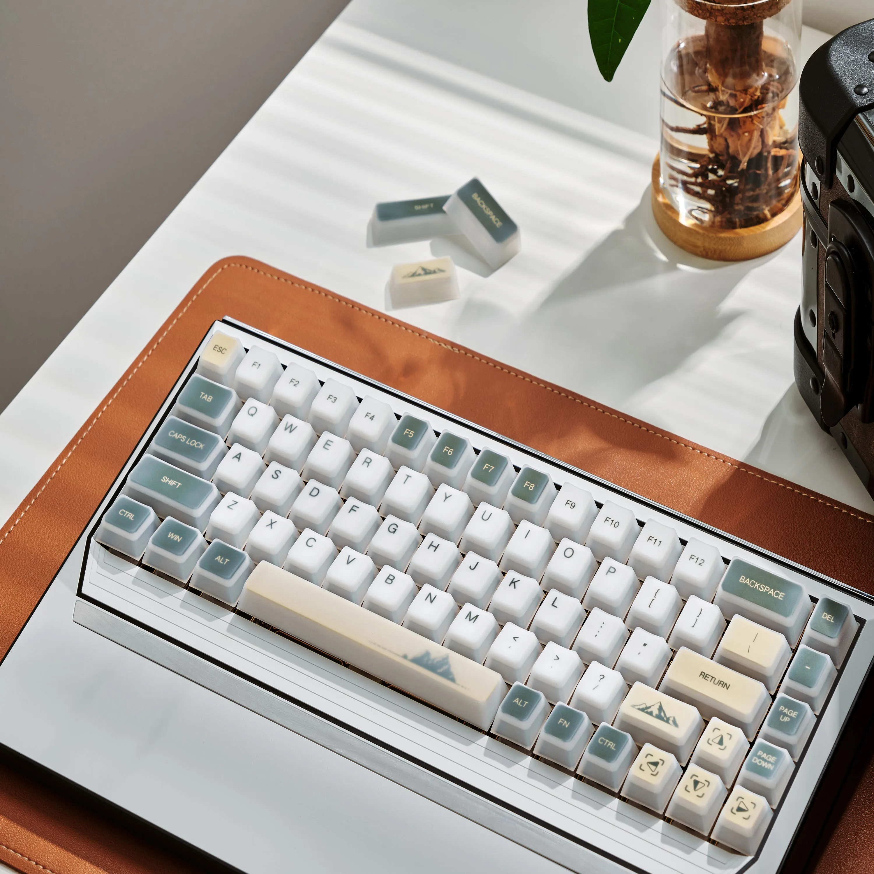 Силиконовый колпачок Cherry Profile ABS Adventure Theme Very Cool для клавиатуры Gh60 Poker 87 Tkl 104 Ansi Xd64 Bm60 Xd6
Силиконовый колпачок Cherry Profile ABS Adventure Theme Very Cool для клавиатуры Gh60 Poker 87 Tkl 104 Ansi Xd64 Bm60 Xd6