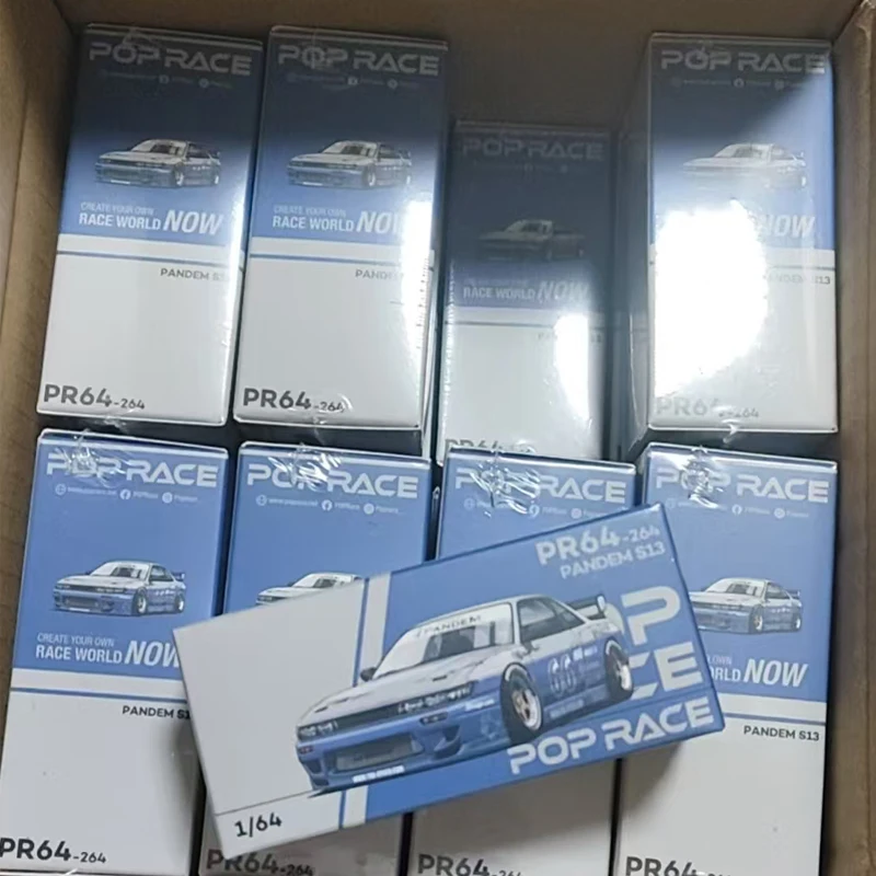 POPRACE 1/64 Nissan Silvia S13 PANDEM S43-02 04 07 Alloy Car Model
POPRACE 1/64 Nissan Silvia S13 PANDEM S43-02 04 07 Alloy Car Model