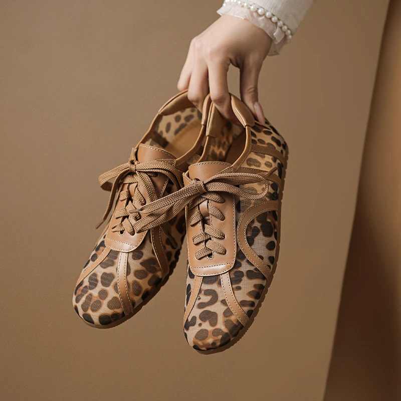 2025 Fashion Mesh Leopard Lace Up Flat Shoes Casual Shoes Comfort Spring Summer Round Toe Casual Shoes Pumps Women Flat Pumps
2025 Fashion Mesh Leopard Lace Up Flat Shoes Casual Shoes Comfort Spring Summer Round Toe Casual Shoes Pumps Women Flat Pumps