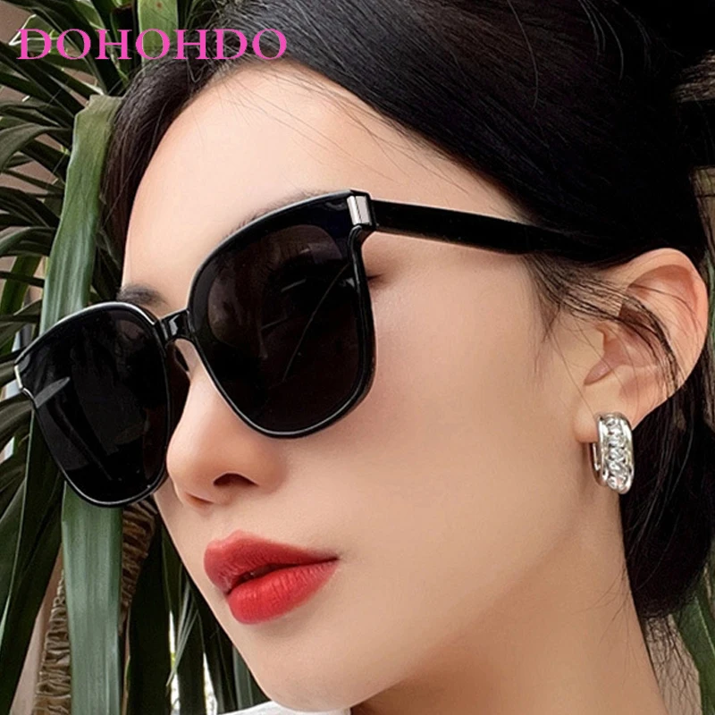 Small Square Women Rivets Sunglasses Fashion Men Casual Glasses Vintage Men Outdoor Travel Sunshade Goggles UV400 Oculos De Sol
Small Square Women Rivets Sunglasses Fashion Men Casual Glasses Vintage Men Outdoor Travel Sunshade Goggles UV400 Oculos De Sol