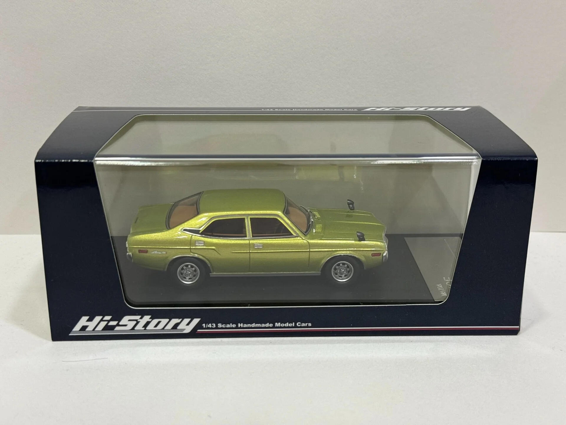 Flaws Explosion Window Hi Story 1/43 Scale Mazda Luce Resin Car Model
Flaws Explosion Window Hi Story 1/43 Scale Mazda Luce Resin Car Model
